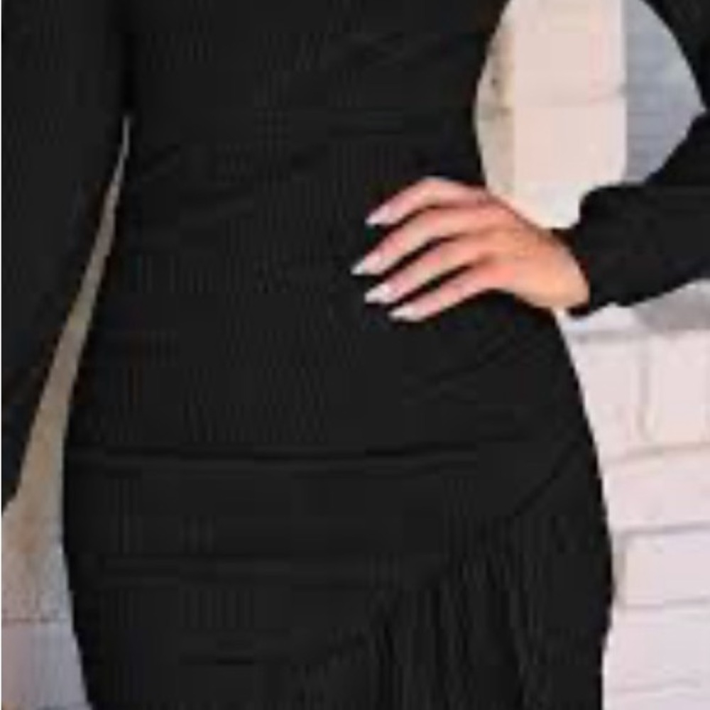 Chic Black Long Sleeve Dress - Picture 12 of 14